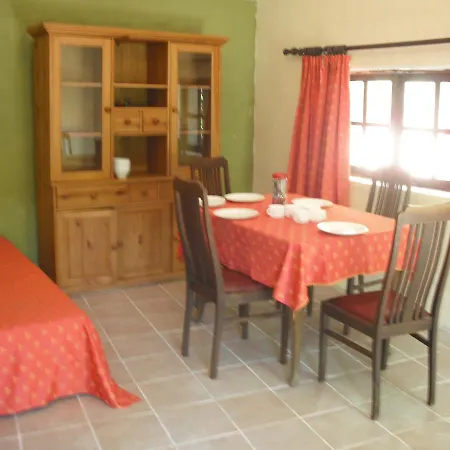 Casa rural La Font De Rouve